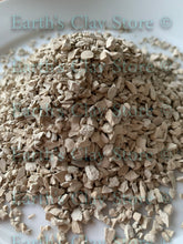 Hazel Crisp / Ural Clay Crumbs